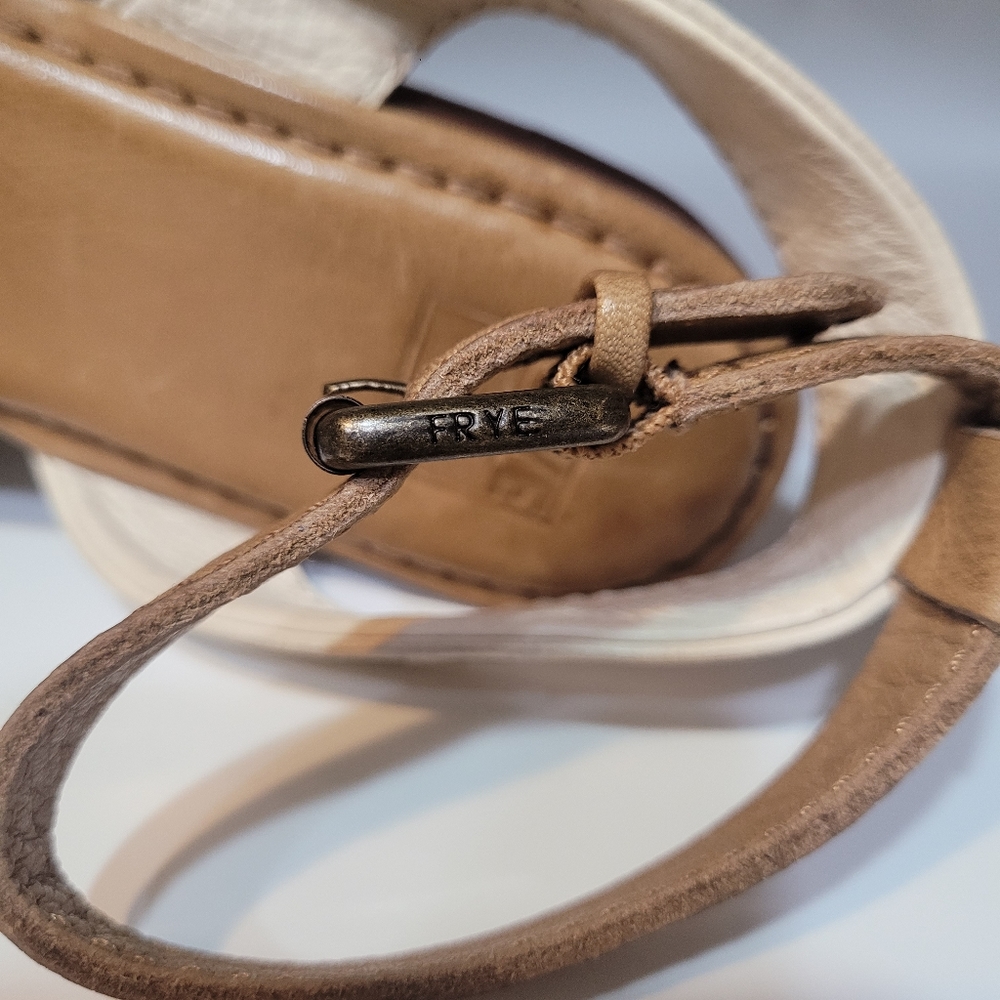 Frye Philip Seam Ankle Strap Dress Sandals Ivory/Tan - Picture 3 of 6